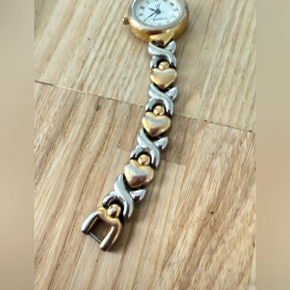 Vintage fossil ladies two tone heart link watch NEW BATTERY